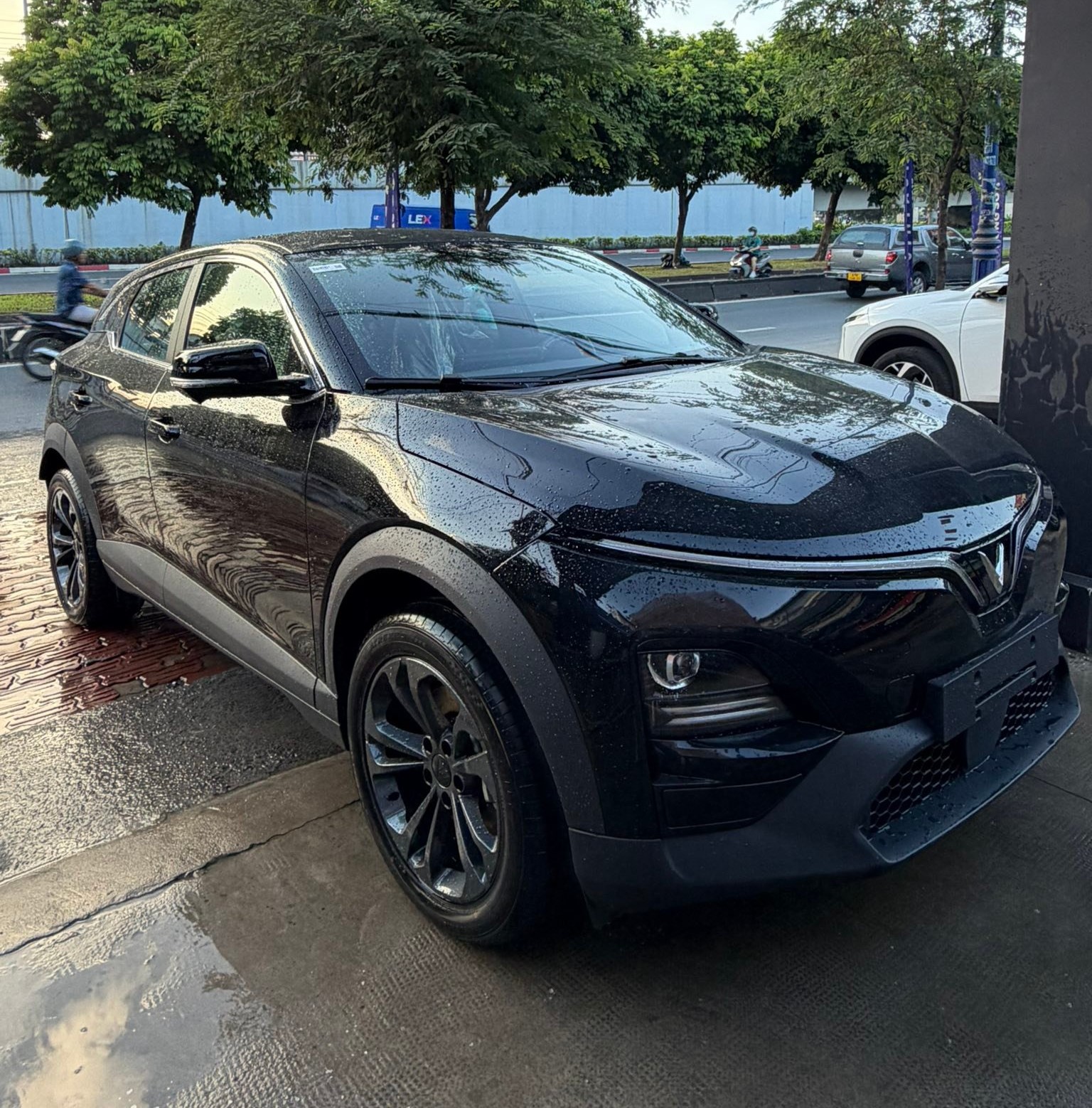 Vinfast VF6